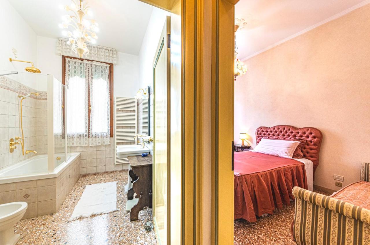 Casa Vescovo, Free Wi-Fi Near San Marco Square Leilighet Venezia Eksteriør bilde
